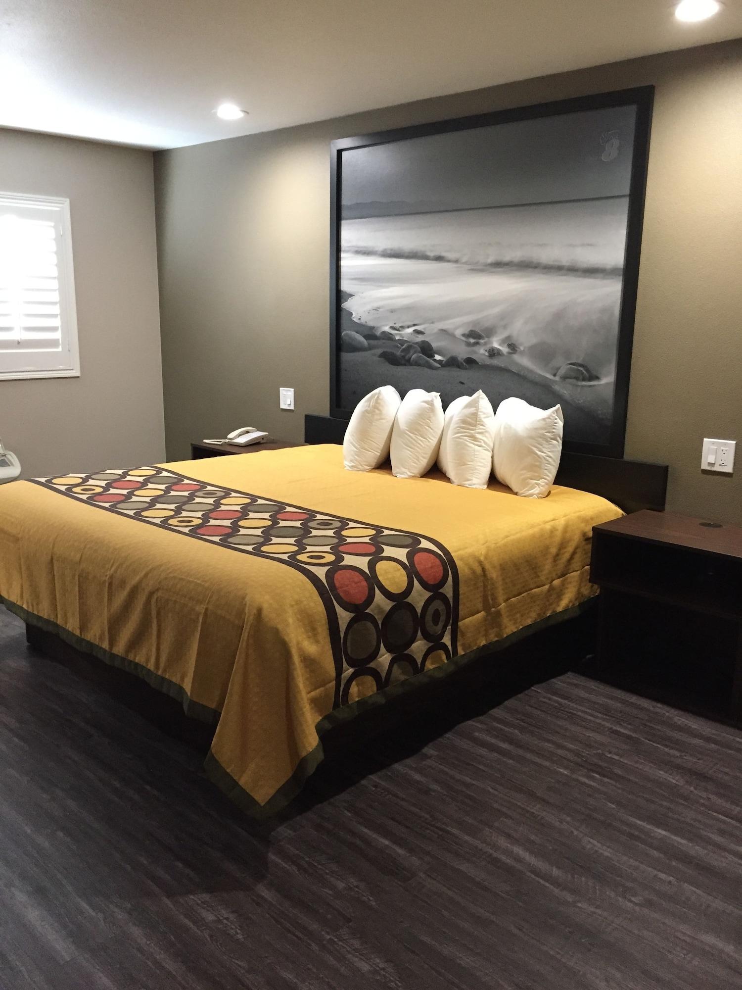 Super 8 By Wyndham National City Chula Vista Eksteriør billede