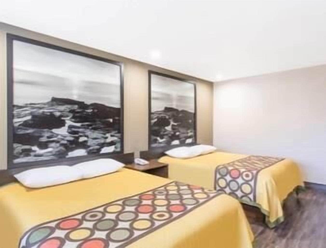 Super 8 By Wyndham National City Chula Vista Eksteriør billede