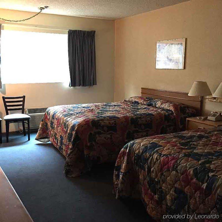 Super 8 By Wyndham National City Chula Vista Eksteriør billede